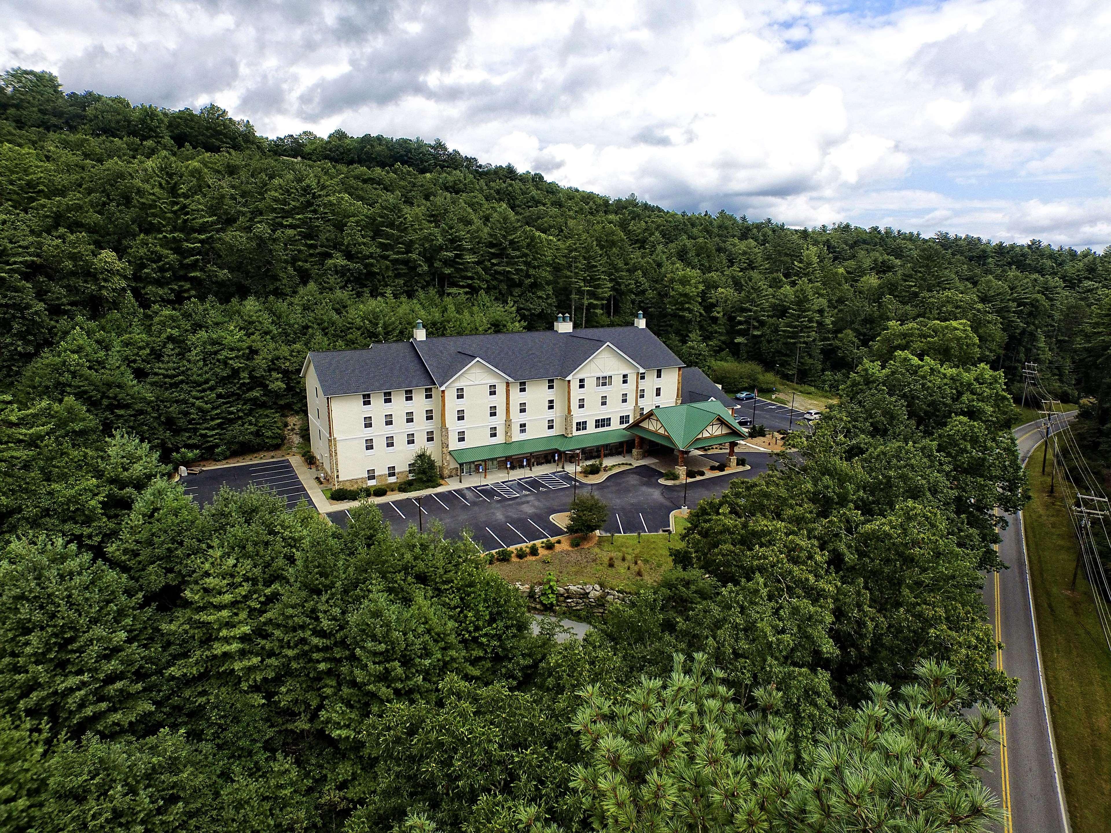 Hotel Hampton & Cashiers - Valley Sapphire